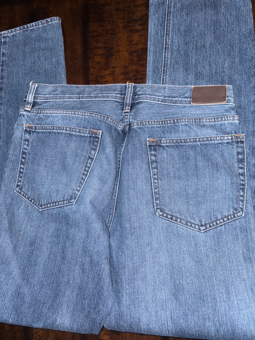 J. Crew Men's Straight Jeans in Medium Blue Wash- The Sutton 32x34